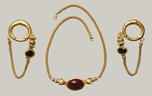 Hellenistic necklace jewelry